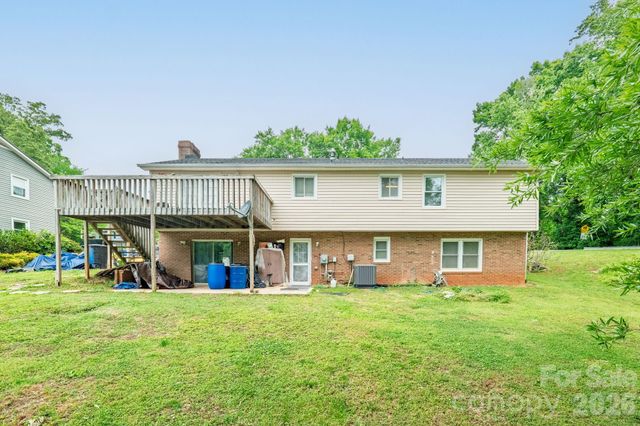 501 Old Farm Road, Statesville, NC 28625