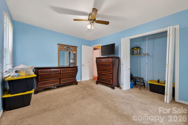 501 Old Farm Road, Statesville, NC 28625