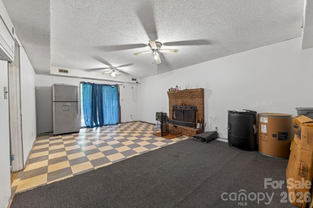 501 Old Farm Road, Statesville, NC 28625