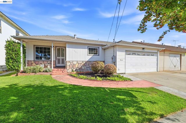 1231 Westwood St, Hayward, CA 94544