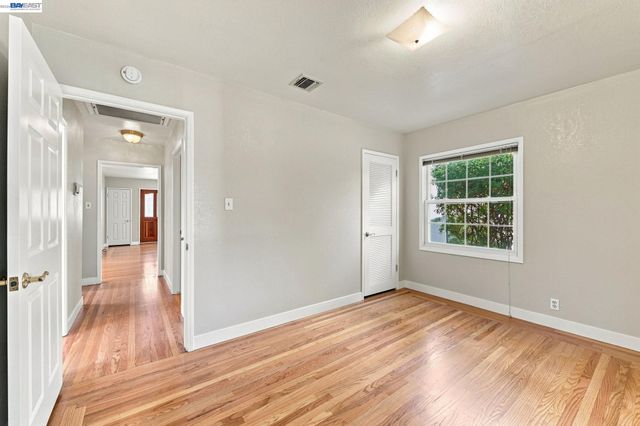 1231 Westwood St, Hayward, CA 94544
