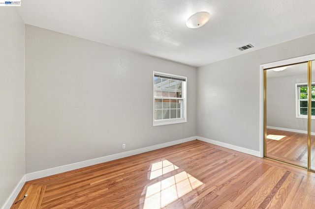1231 Westwood St, Hayward, CA 94544
