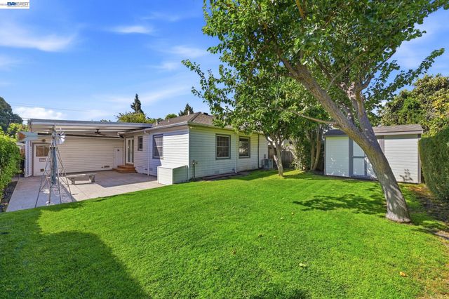 1231 Westwood St, Hayward, CA 94544