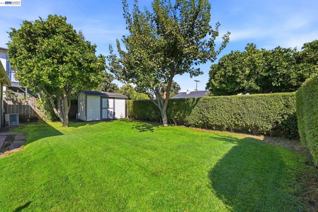 1231 Westwood St, Hayward, CA 94544