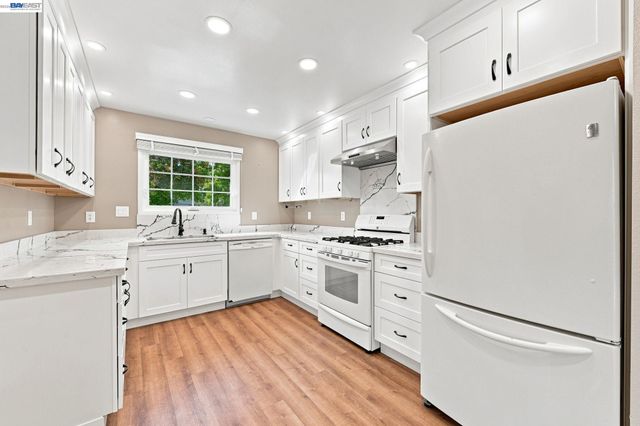 1231 Westwood St, Hayward, CA 94544
