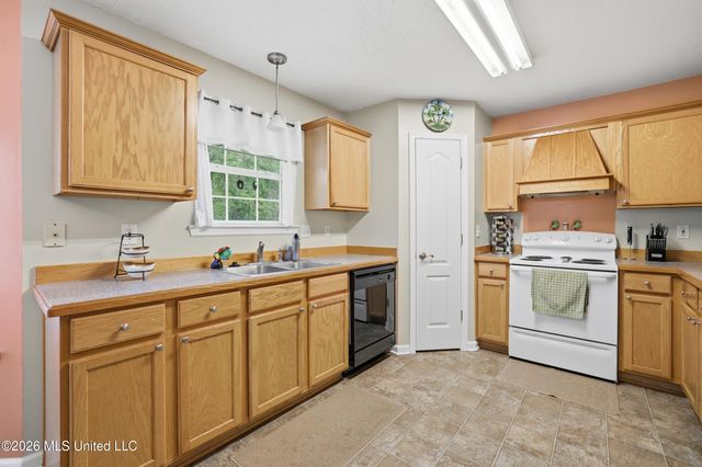 14001 Dundee Cove, Gulfport, MS 39503