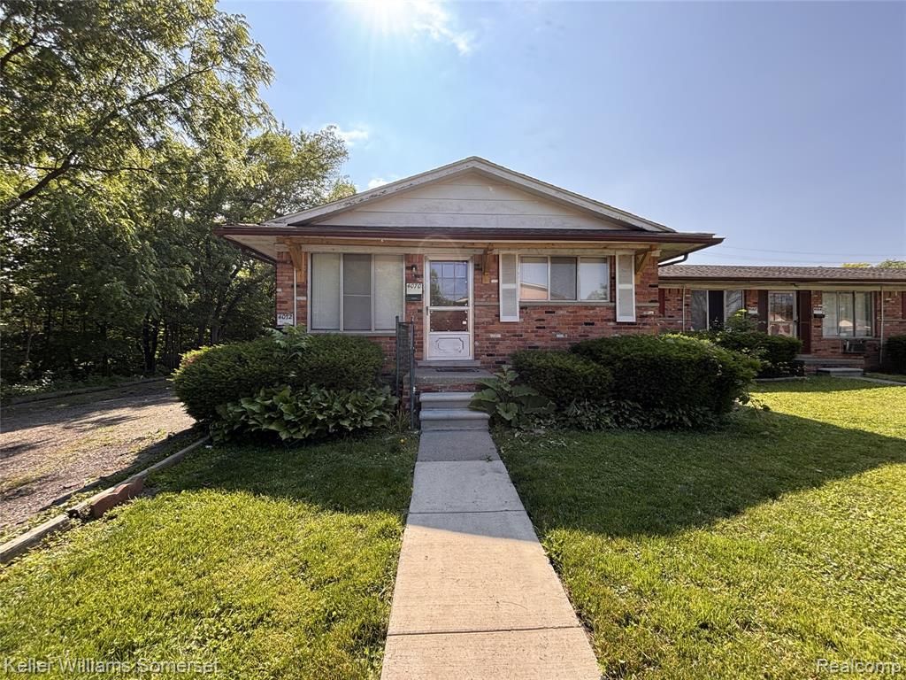 4072 Agnes Ave, Lincoln Park, MI 48146