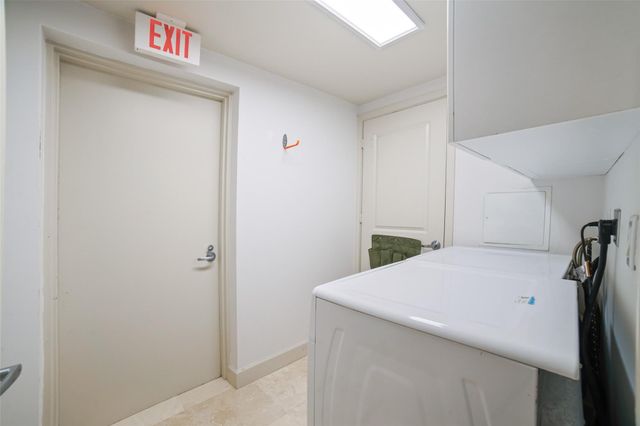 3101 S Ocean Drive 401, Hollywood, FL 33019