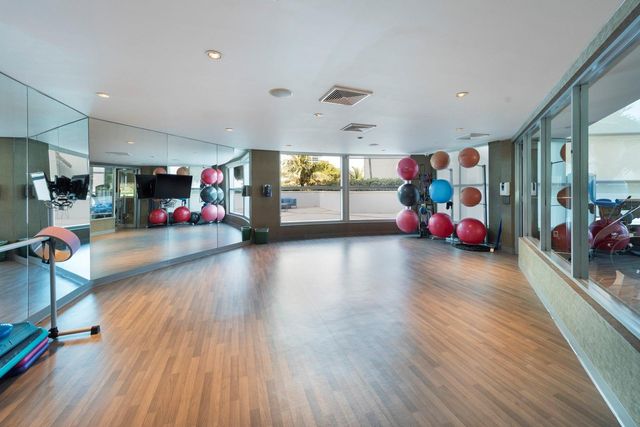 3101 S Ocean Drive 401, Hollywood, FL 33019