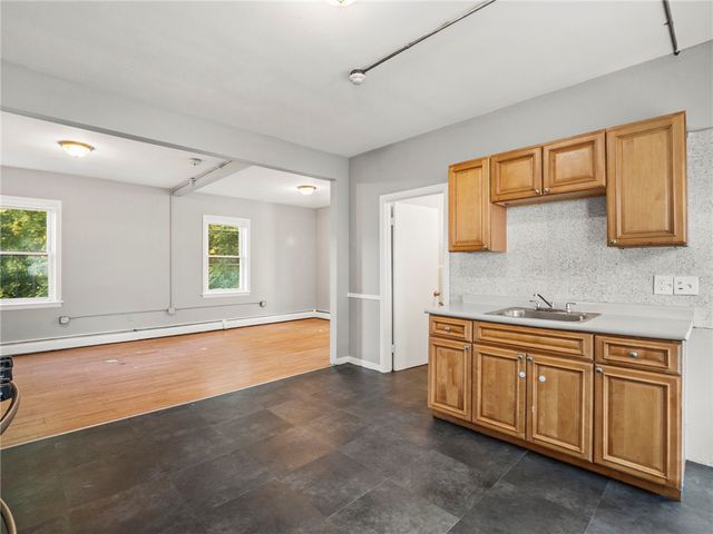 53 Fairmount Avenue, Providence, RI 02908