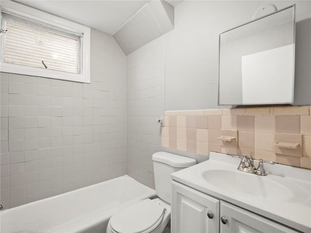 53 Fairmount Avenue, Providence, RI 02908