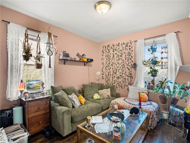 53 Fairmount Avenue, Providence, RI 02908