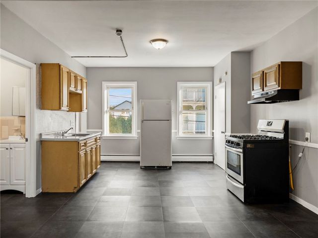 53 Fairmount Avenue, Providence, RI 02908