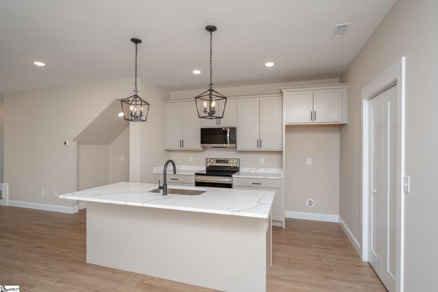 107 Elcon Drive, Greer, SC 29650