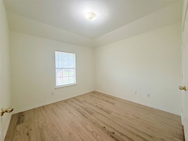 2201 Greendale Court, Bedford, TX 76022