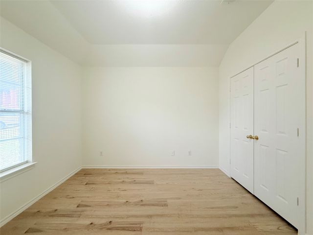 2201 Greendale Court, Bedford, TX 76022