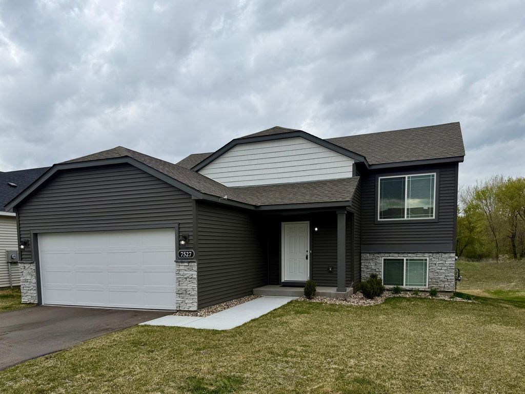 7527 147th Lane NW, Ramsey, MN 55303