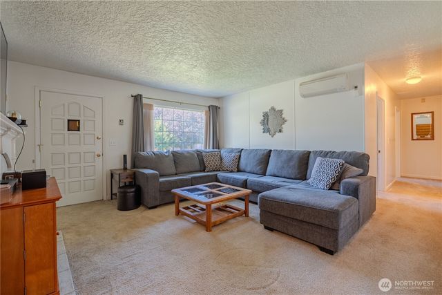 8605 NW 9th Avenue, Vancouver, WA 98665