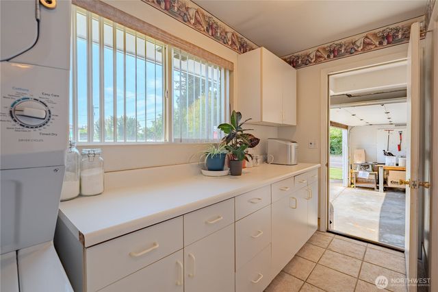8605 NW 9th Avenue, Vancouver, WA 98665