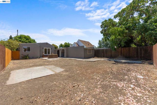 56 Marin Avenue, Bay Point, CA 94565