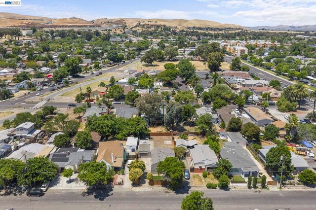 56 Marin Avenue, Bay Point, CA 94565