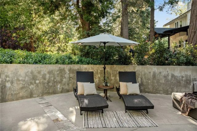 26385 Walnut Hills Drive, Lake Arrowhead, CA 92352