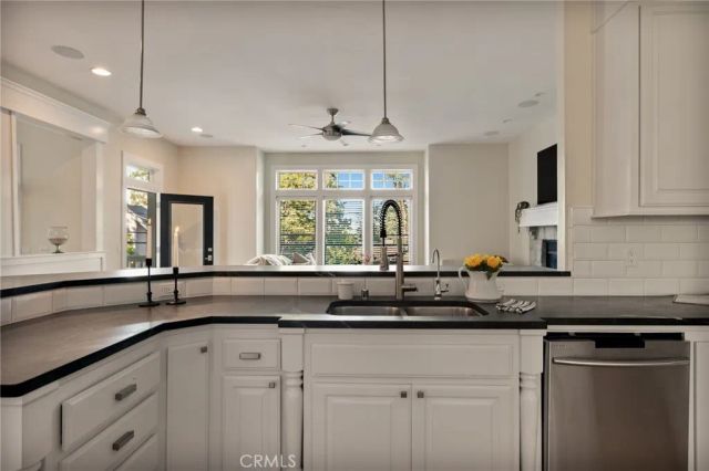 26385 Walnut Hills Drive, Lake Arrowhead, CA 92352
