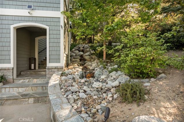 26385 Walnut Hills Drive, Lake Arrowhead, CA 92352