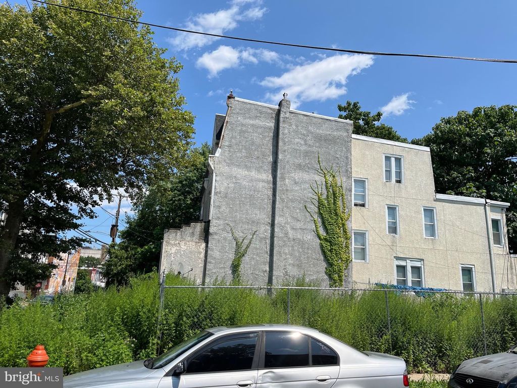 1710 W ONTARIO ST, Philadelphia, PA 19140