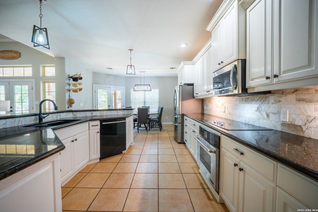 119 PRIVATE ROAD 1738, Mico, TX 78056
