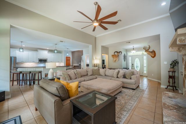 119 PRIVATE ROAD 1738, Mico, TX 78056