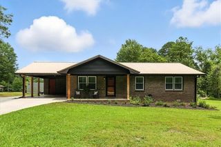 32 Tomahawk SW Drive, Cartersville, GA 30120