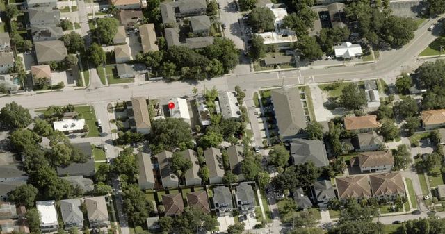 2704 W AZEELE STREET, Tampa, FL 33609