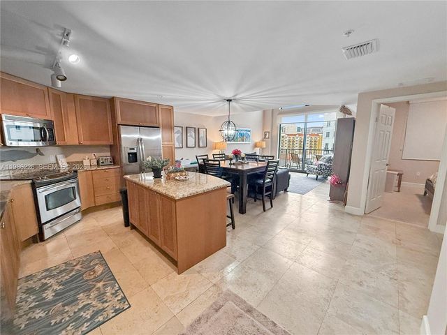 55 Merrick Way 856, Coral Gables, FL 33134
