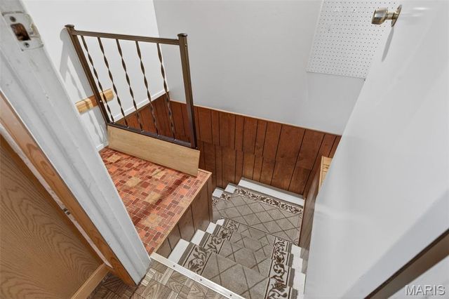 12131 McKelvey Road, Maryland Heights, MO 63043