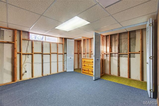 12131 McKelvey Road, Maryland Heights, MO 63043