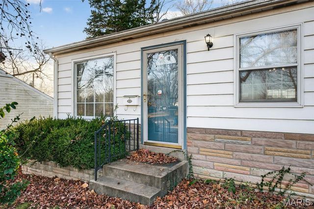 12131 McKelvey Road, Maryland Heights, MO 63043