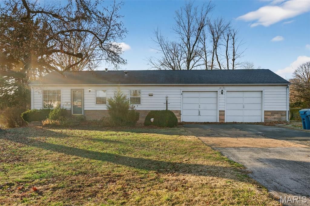 12131 McKelvey Road, Maryland Heights, MO 63043