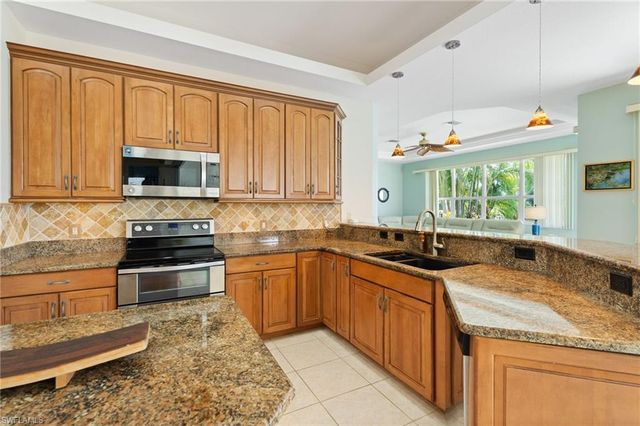 2506 Retunda PKWY W, Cape Coral, FL 33904