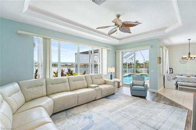 2506 Retunda PKWY W, Cape Coral, FL 33904