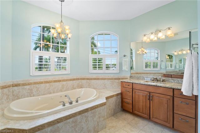 2506 Retunda PKWY W, Cape Coral, FL 33904