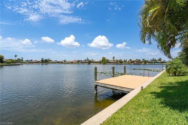 2506 Retunda PKWY W, Cape Coral, FL 33904