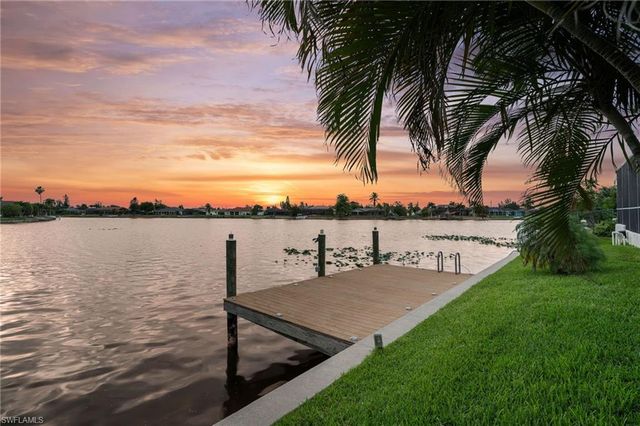 2506 Retunda PKWY W, Cape Coral, FL 33904