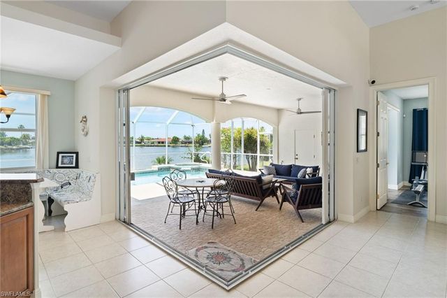 2506 Retunda PKWY W, Cape Coral, FL 33904