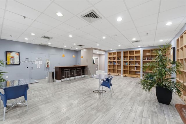 850 N Miami Ave W-806, Miami, FL 33136