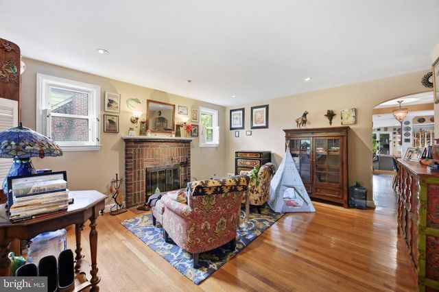 4009 TENNYSON RD, Hyattsville, MD 20782