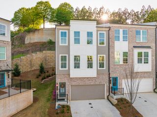 399 Skylar Way, Atlanta, GA 30315