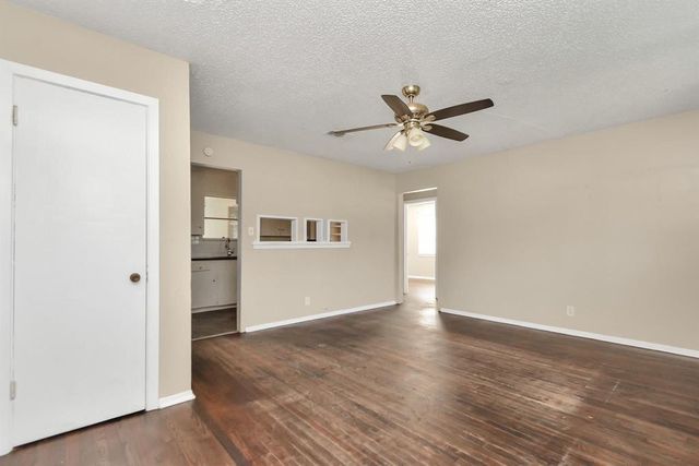 6610 Granite Street, Houston, TX 77092