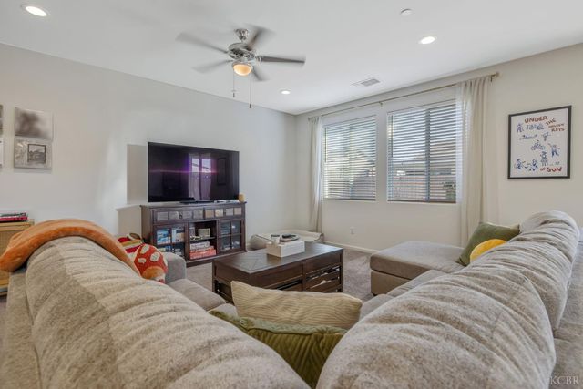 495 Pearl Drive, Lemoore, CA 93245