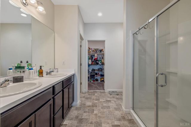 495 Pearl Drive, Lemoore, CA 93245